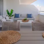 Chic Coastal Living On Estepona's Golden Mile Appartement Estepona
