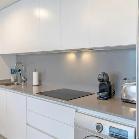 Apartment Chic Coastal Living On Estepona's Golden Mile